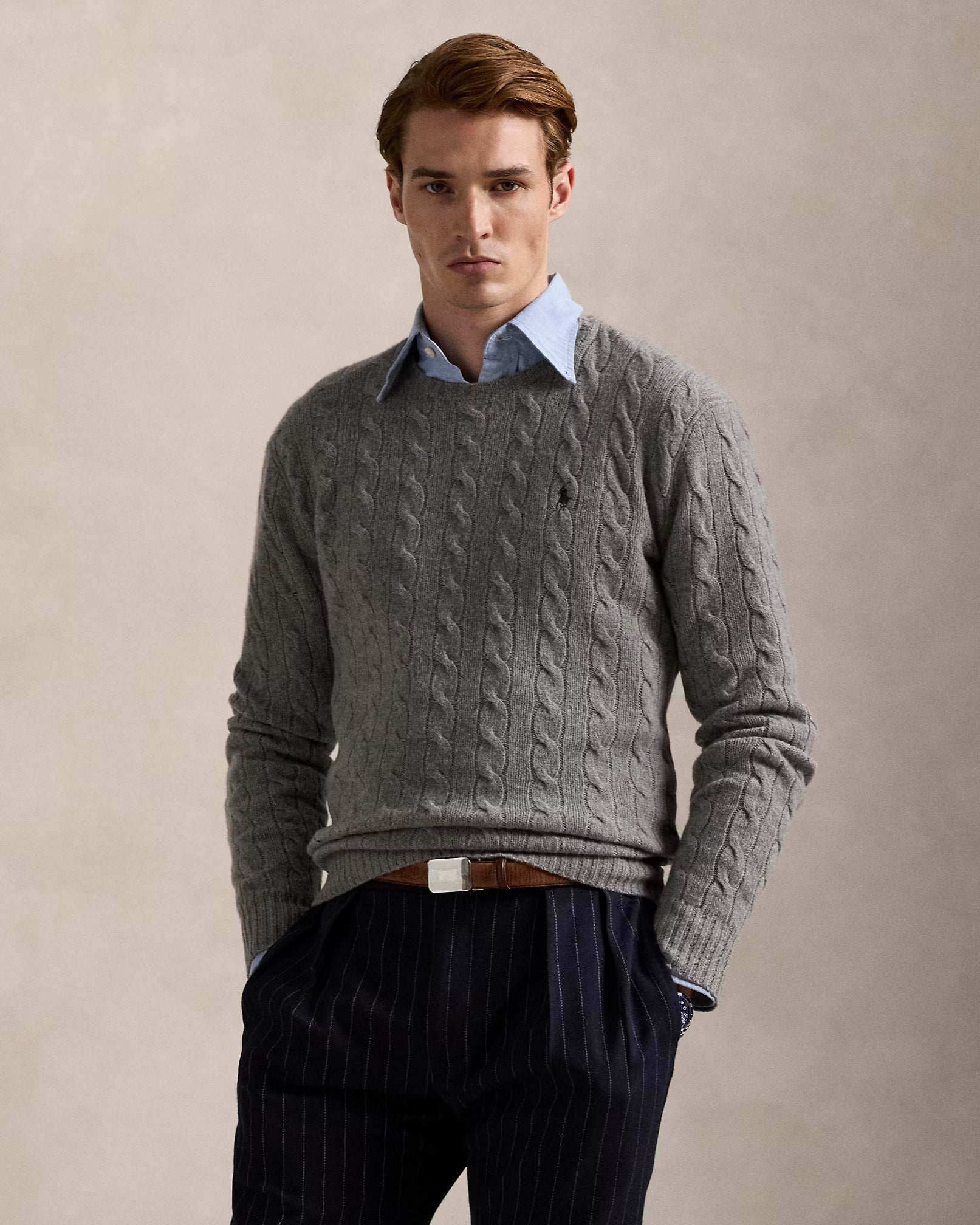 Uld- og cashmere-striktrøje med kabelmønster