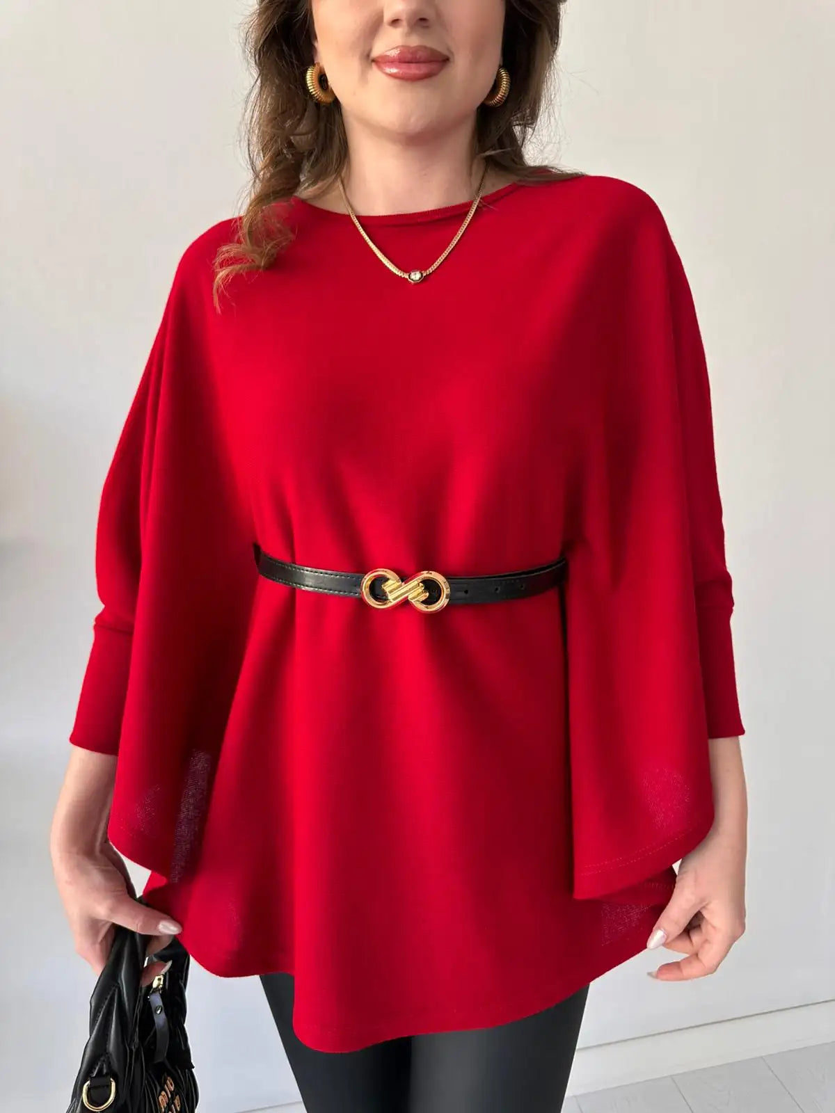 Dobromiła™ | Strickponcho mit Gürtel und goldener Schnalle