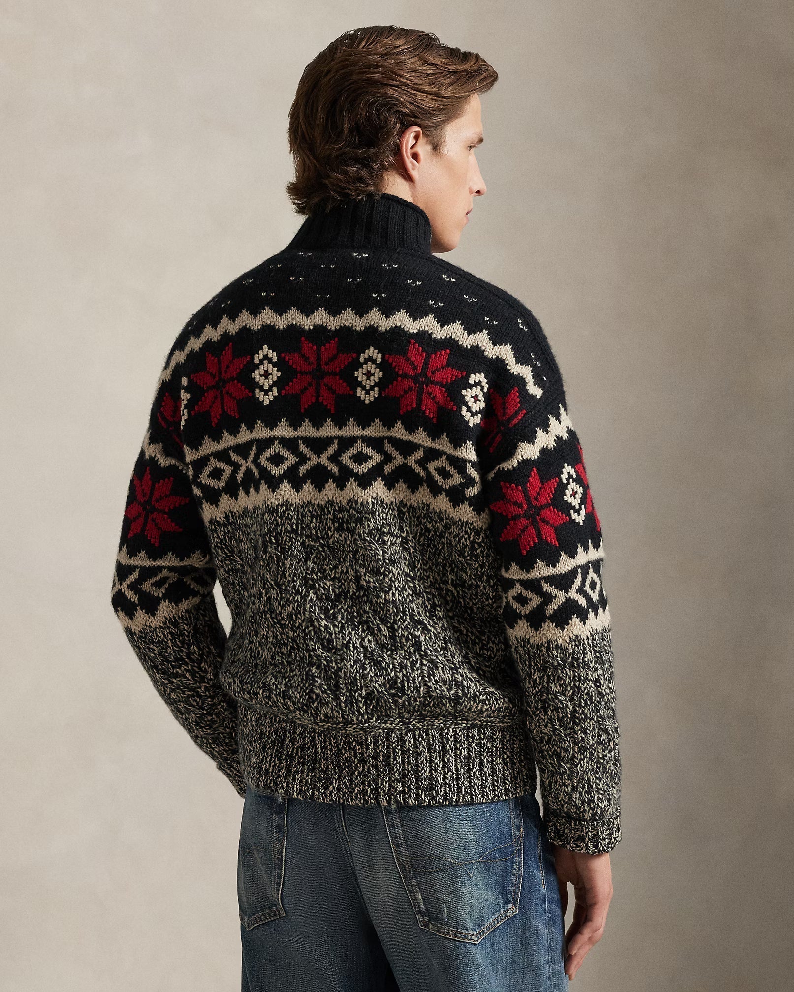 Hochkragenpullover aus Wollmischung mit Schneeflocken